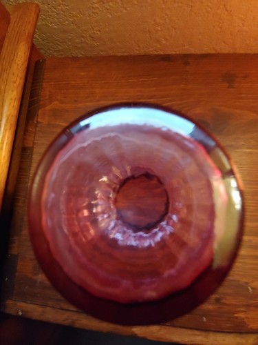 VINTAGE CRANBERRY PINK RIBBED SCALLOP TRIM  GLASS 6 1/4