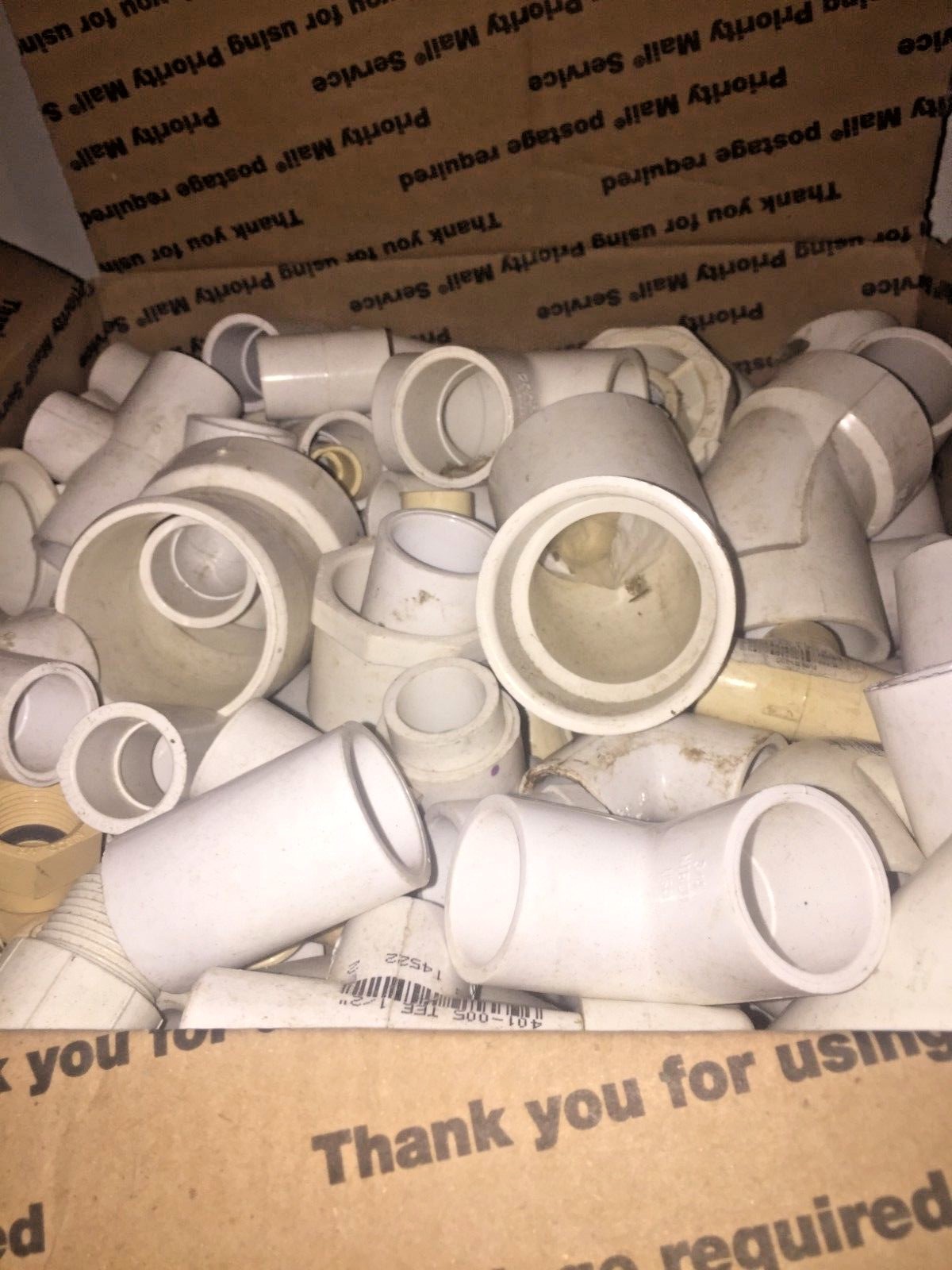 BOX LOT OF SCH 40 PVC FITTINGS LARGE FLAT RATE BOX MIXTURE PLUMBERS GRAB BOX #4
