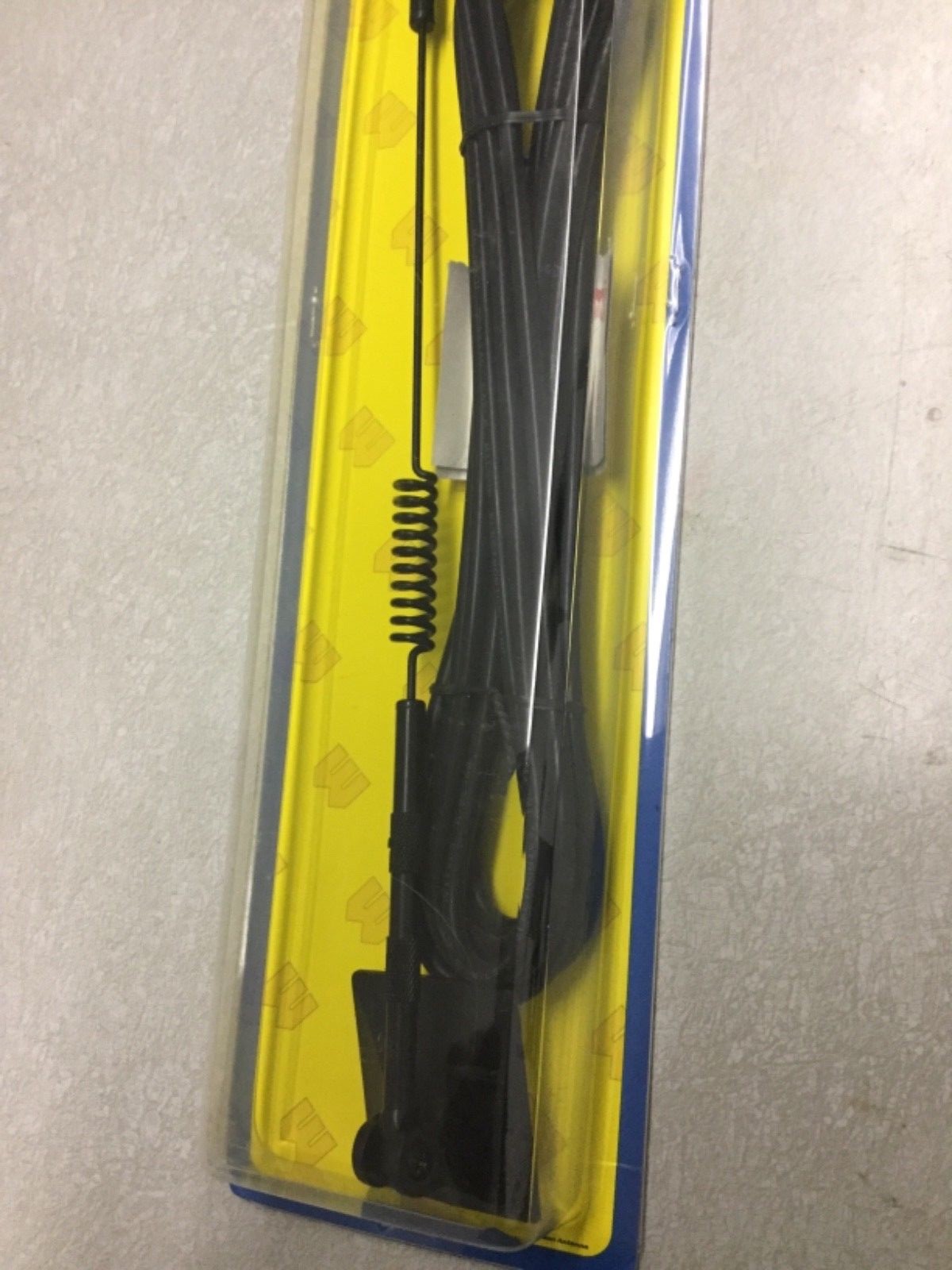 Wilson Cellular Dual-Band Tri-Mode Glass Mount Antenna Dual Band