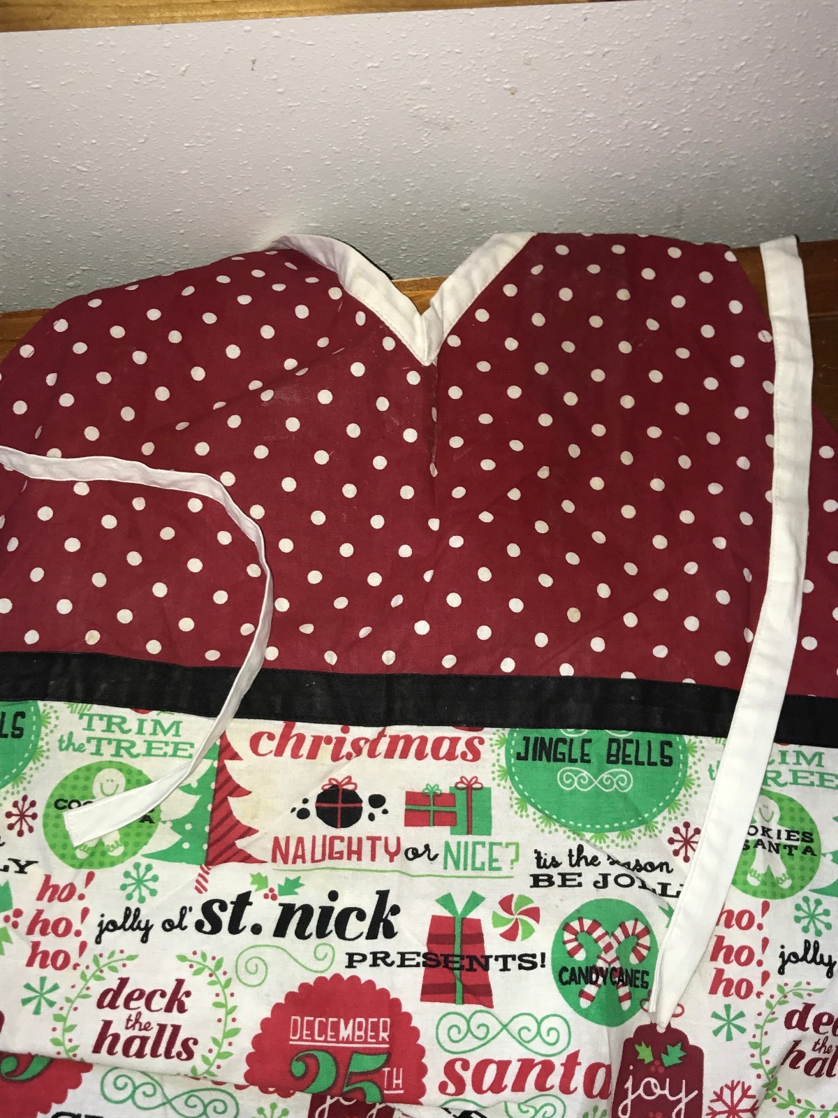 Hand Made Red & White Polk A Dot V Neck Christmas Full Size Cotton Blend Apron