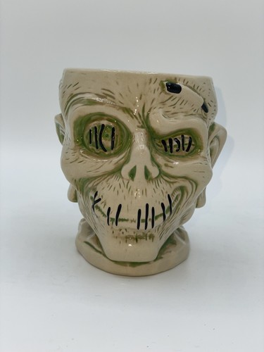 Disneyland Trader Sams Grog Grotto Tiki Bar Shrunken Zombie
