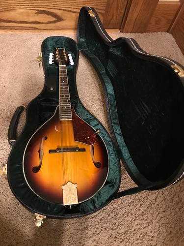 Fender FM-53S  Mandolin