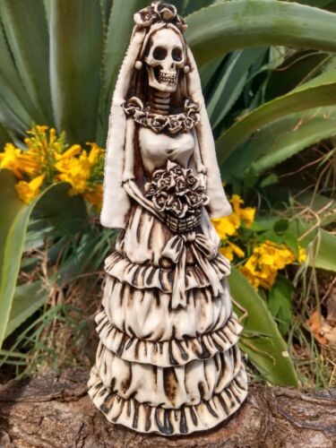 Santa Muerte Statue Catrina Skeleton Figurine Wedding Favor Day of the Dead 8"