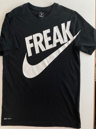 ★明るい季節にポップでかわいいく NIKE Giannis Ｔシャツ Buy Giannis Men's Basketball T-shirt - Summit White | Nike
