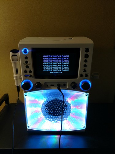 Singing Machine STVG785BTW Bluetooth Karaoke System with 7