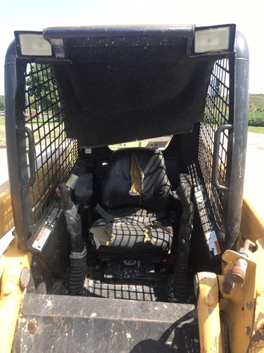 John Deere 240 Skid Steer