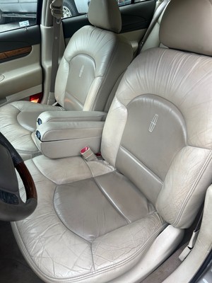 image 2 of interior