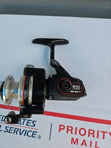 Vintage OLYMPIC Lg 910 Auto Spinning Reel Fishing See Pics Trl7#ee