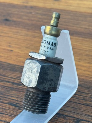 Vintage THOMAS ''775'' 1/2'' Pipe Spark Plug Hit Or Miss Gas Engine USA Automobile