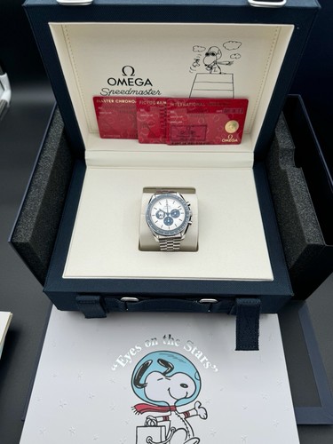 Pre-owned Omega 2024  Speedmaster "silver Snoopy Award" 50th Watch 310.32.42.50.02.001