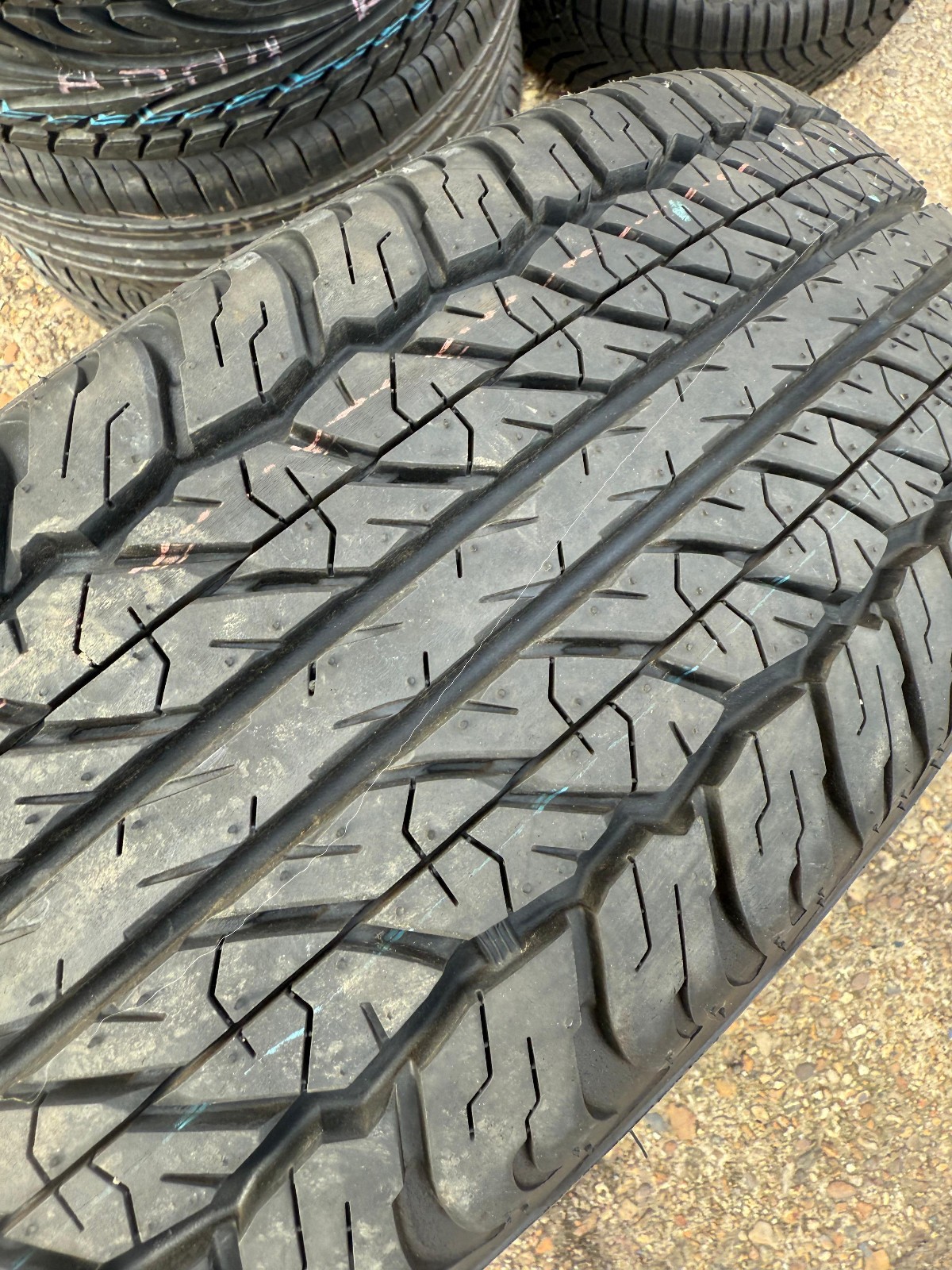 New 245 70 17 Dunlop, Grandtrek AT20, M+S, 108S, x1 Tyre (F1_tyres) YD185