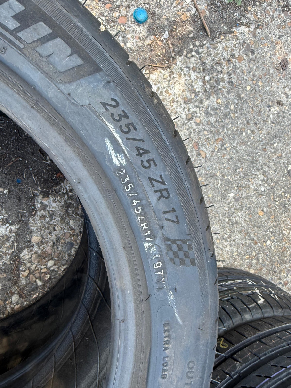 New 235 45 17 Michelin, Pilot Sport 4, XL, 97Y, x1 Tyre (F1_tyres) L3751