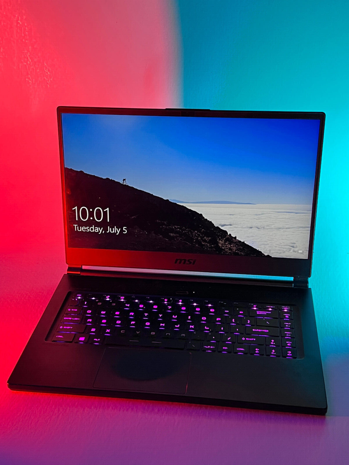 中古 MSI GS65 Stealth GTX1060/i7-8750H 中古 MSI GS65 Stealth GTX1060/i7-8750H