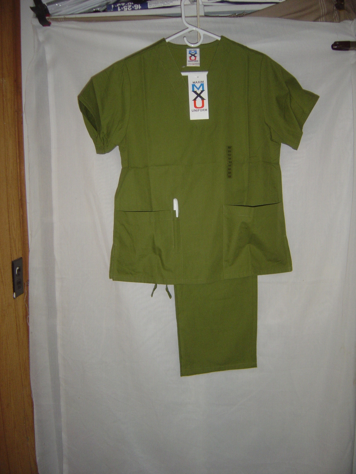 Nurses uniforms /Size xs/ColorOloive