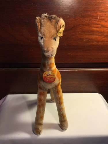 Vintage Steiff Mohair Giraffe 11” Tall Chest Tag Ear Button Germany GC