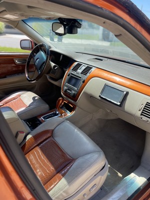 image 3 of interior