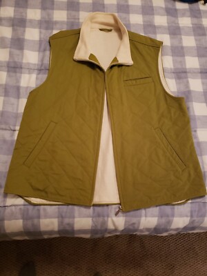 PAUL STUART Green Quilted Hunting Type Vest. Fits Medium