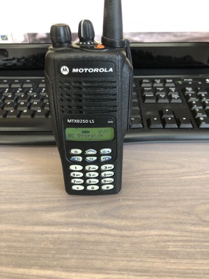 Motorola MTX-8250LS 800Mhz LTR Portable Radio. Buy it now for 190.0