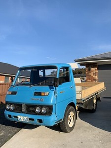 Isuzu elf 150