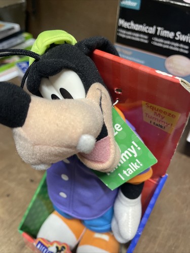 DISNEY'S MICKEY MOUSE FOR KIDS CHATTER PAL Goofy Talking Fisher Price INV # 469