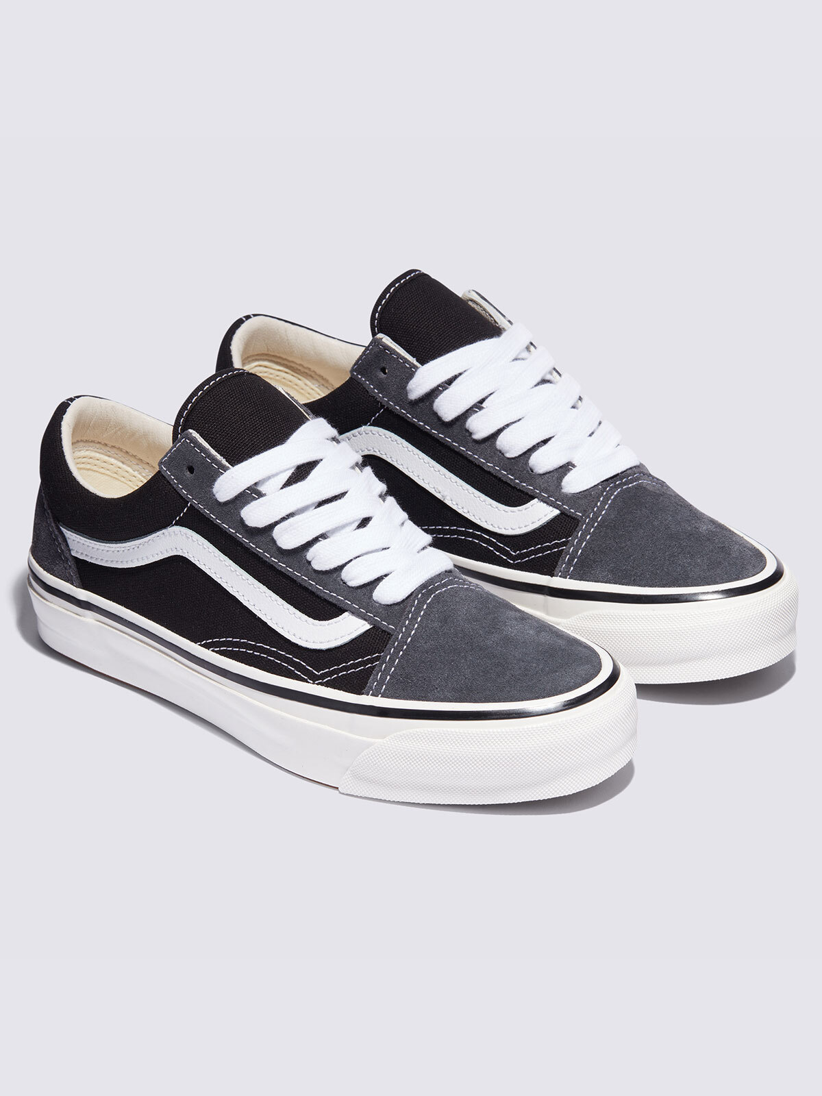 ★ VANS ★ Premium Old School LX Suede Red VN000D569IJ1 兼用 Premium Old Skool Suede Shoe in Red | Vans