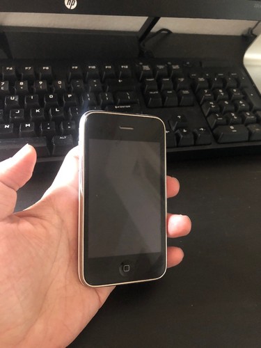 Very rare iOS 3.1.3 Apple iPhone 3GS - 16GB - Black(Unlocked Very rare iOS 3.1.3 Apple iPhone 3GS - 16GB - Black(Unlocked