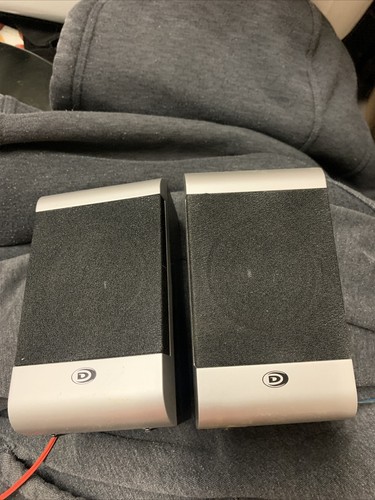 2 Piece Speaker System *works