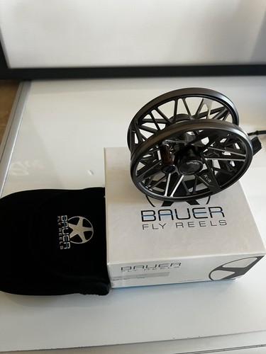 Bauer RVR 6/7 Fly Reel Charcoal/Silver