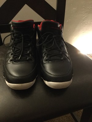 red jordans with white bottom