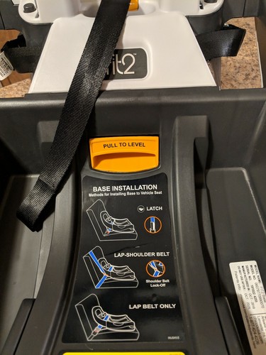 DISCOUNTED!! Chicco Fit2 Infant & Toddler Car Seat Base