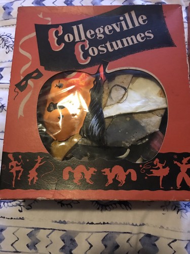 VINTAGE ANTIQUE COLLEGEVILLE HALLOWEEN COSTUMES MASKS BOX NR!