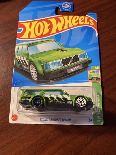 Hot Wheels 2023 Volvo 240 Drift Wagon #245 / 250 NON Super