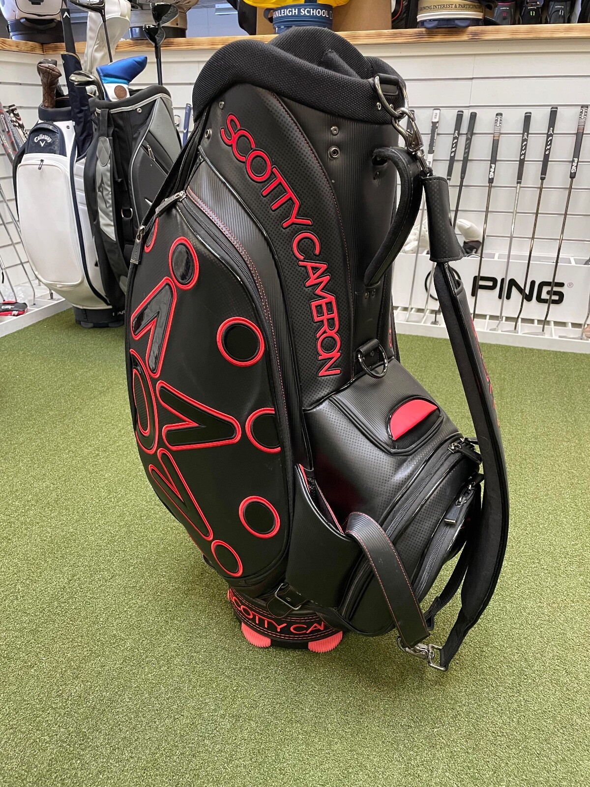 SCOTTY CAMERON キャディバッグ 黒/赤限定品