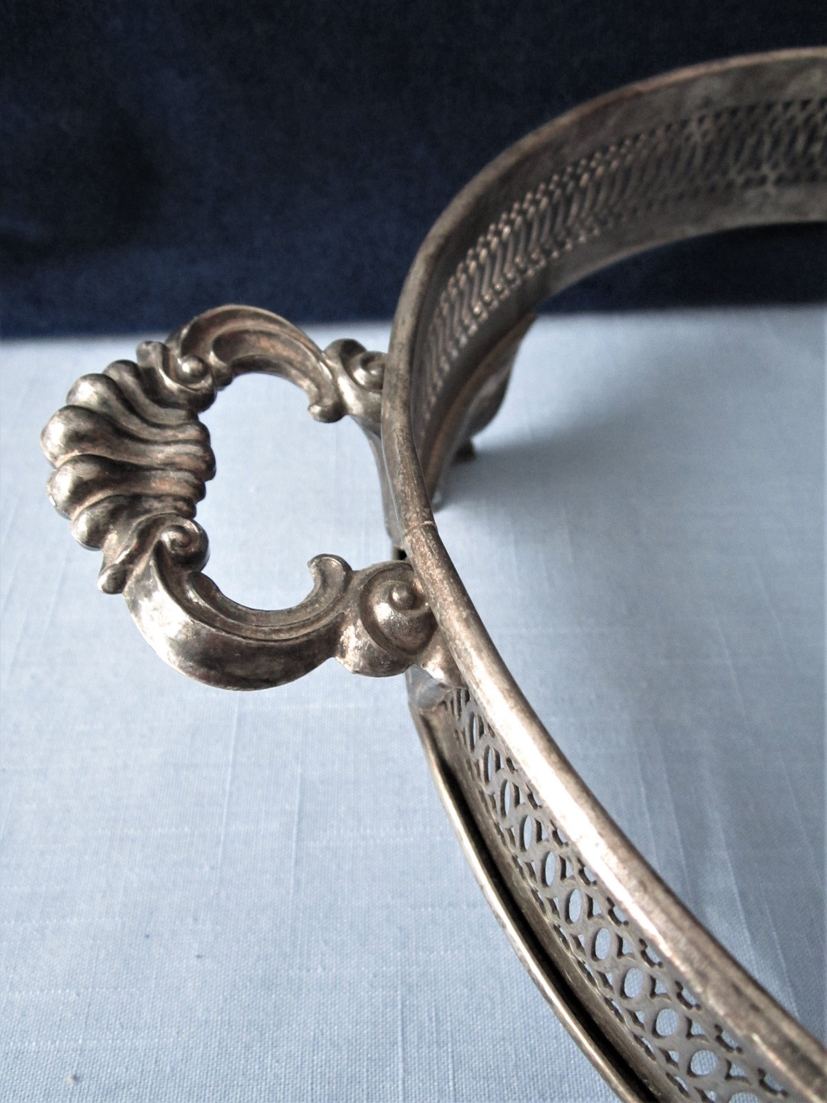 Silverplate Vintage Covered Casserole Cradle Server Victorian Silver Plated