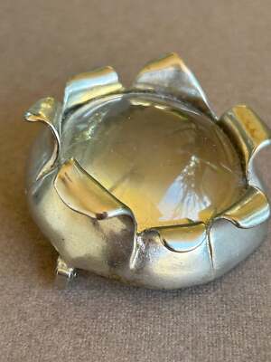 Brooch “Flower” Uterque