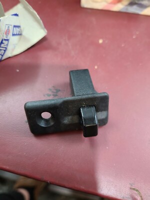 Nissan Pulsar Nx 80810-01M50 Lock-SASH G5