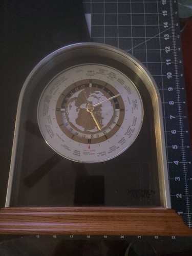 Clock, GMT World Time verichron quartz, desk model