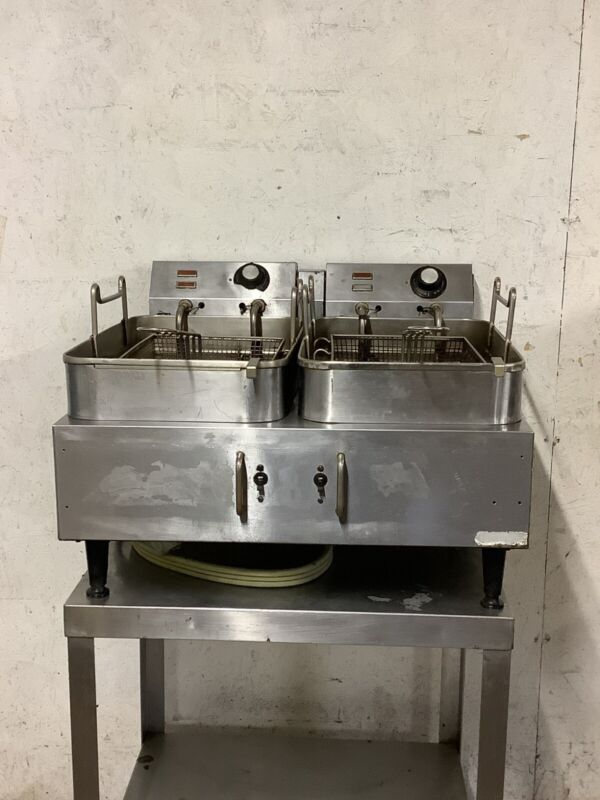 Countertop Fryer Star 530T 2 bank electric 1ph 208/230TESTED