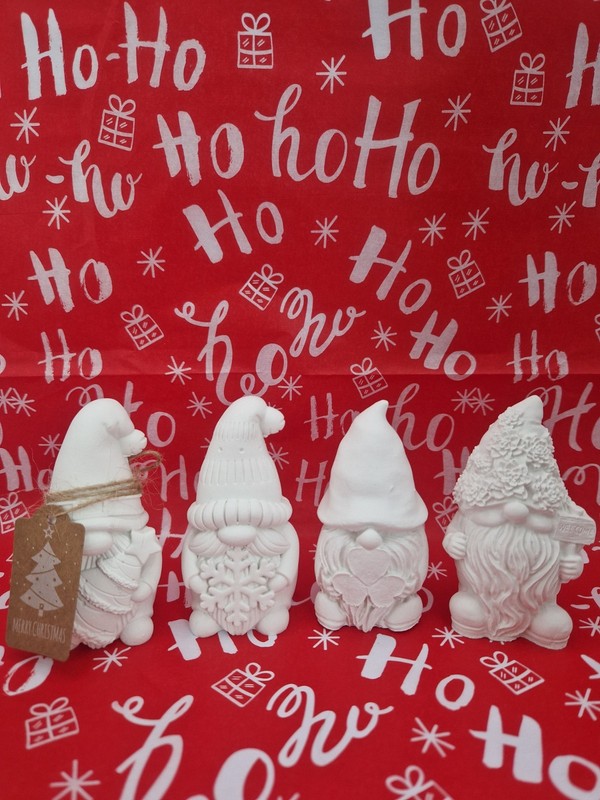 Handgefertigtes 4er Set Weihnachtswichtel Aus Keramikgips In Weiss