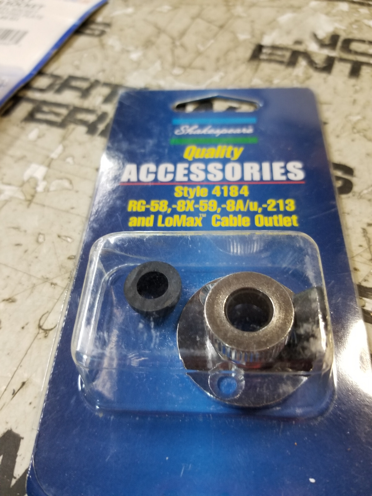 Shakespeare 4184 Antenna Cable Outlet for RG-8/AU, 8X, 58, 59, 213, Lo-Max - Picture 1 of 2