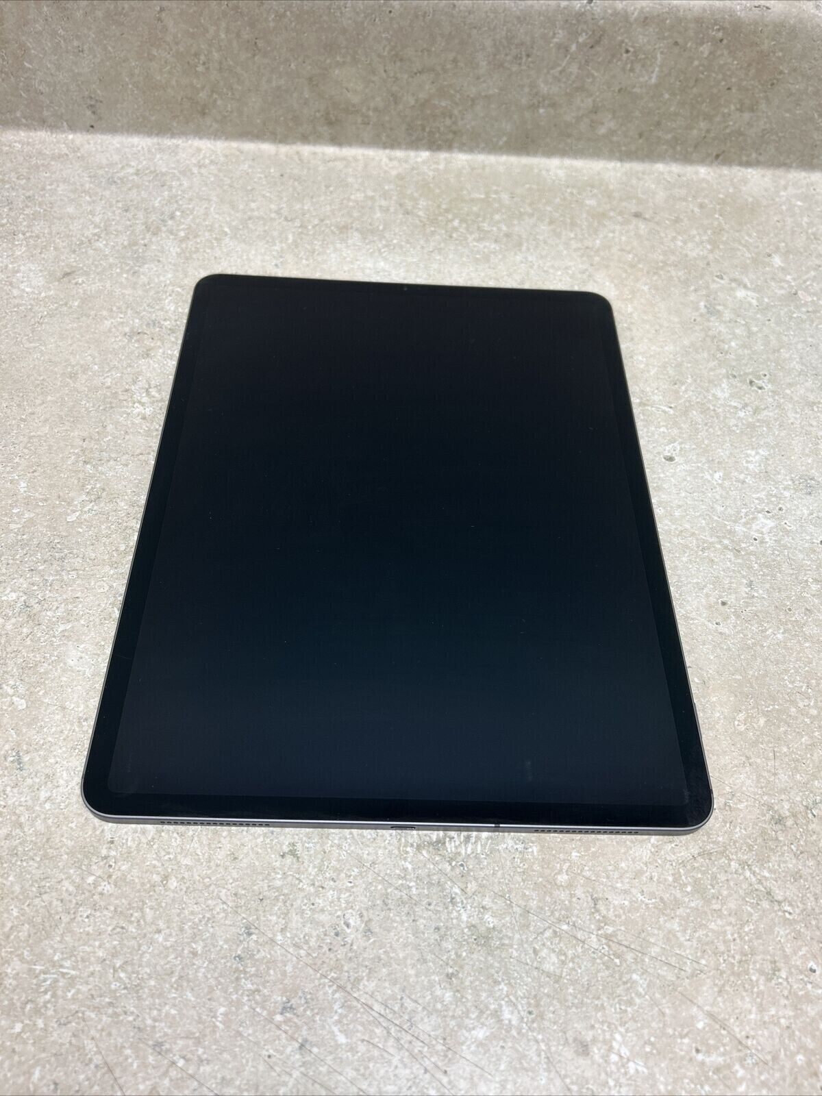 Apple A1876 iPad Pro 3rd Gen. 512GB, Wi-Fi 12.9 in - Space Apple A1876 iPad Pro 3rd Gen. 512GB, Wi-Fi 12.9 in - Space