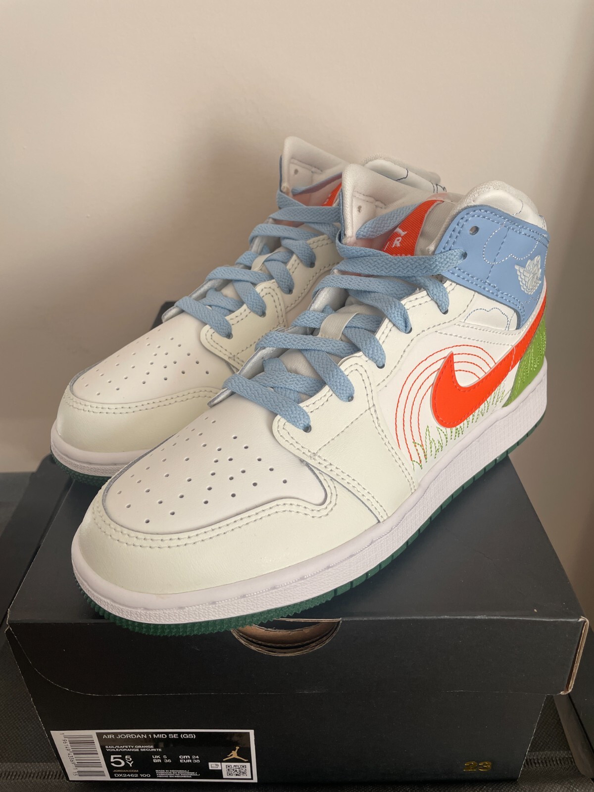 Air Jordan 1 Mid SE (GS)レディース25センチ NIKE AIR JORDAN 1 MID SE (GS) ナイキ エアジョーダン ミッド