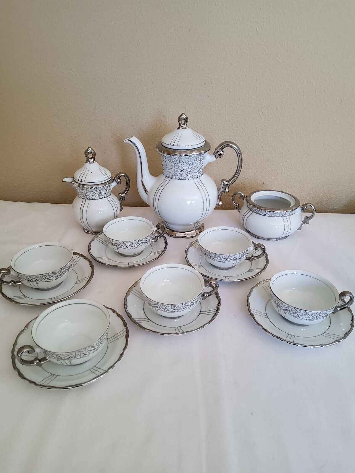 17 Piece Seyei Fine China Tea Set Made in Japan #1031 Silver 17 Piece Seyei Fine China Tea Set Made in Japan #1031 Silver