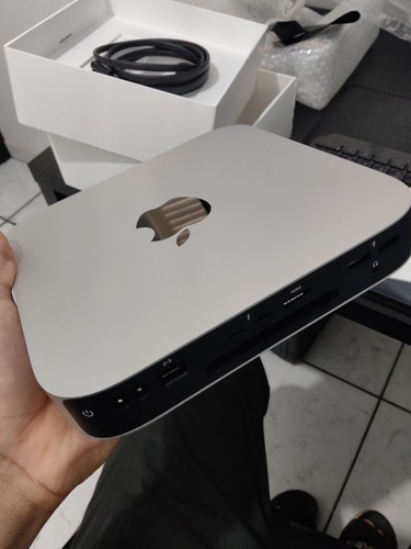 Apple Mac Mini M2 Chip 8GB RAM 256GB SSD Silver MMFJ3LL/A Apple Mac Mini M2 Chip 8GB RAM 256GB SSD Silver MMFJ3LL/A