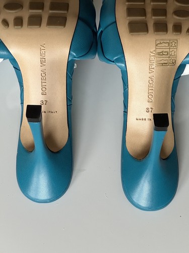 Pre-owned Bottega Veneta $1500  Lido Intrecciato Leather Mules Vintage Blue 7 Us 608854