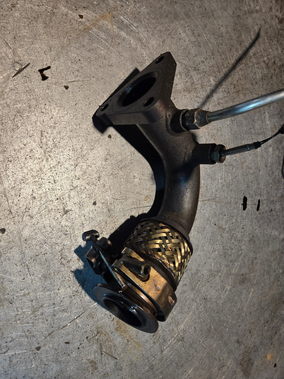 Ford part # FC3Q-9G437-FA - Exhaust Pipe - Picture 3 of 5