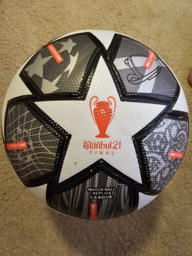 Adidas 21 UEFA Champions League Istanbul League Match Ball Adidas 21 UEFA Champions League Istanbul League Match Ball