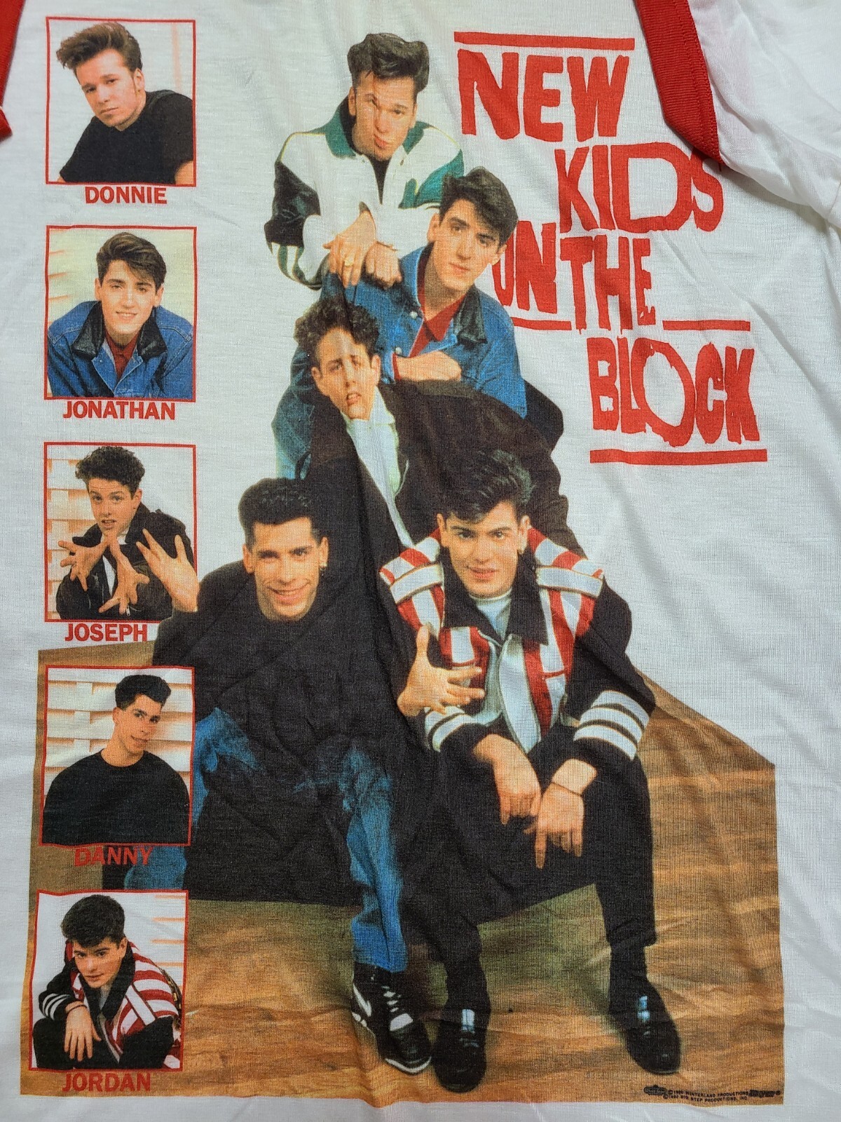 90s　ビンテージ　USA製　バンド　ロック　ミュージシャン　NKOTB　総柄 vintage 1990 NEW KIDS ON THE BLOCK CONCERT T-Shirt XS/S rock