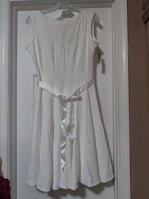 Haani Sleeveless Flare White Dress Size PM  NWT