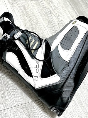 Hyperlite 3 bindings Standard flex zone State wakeboard boots pair